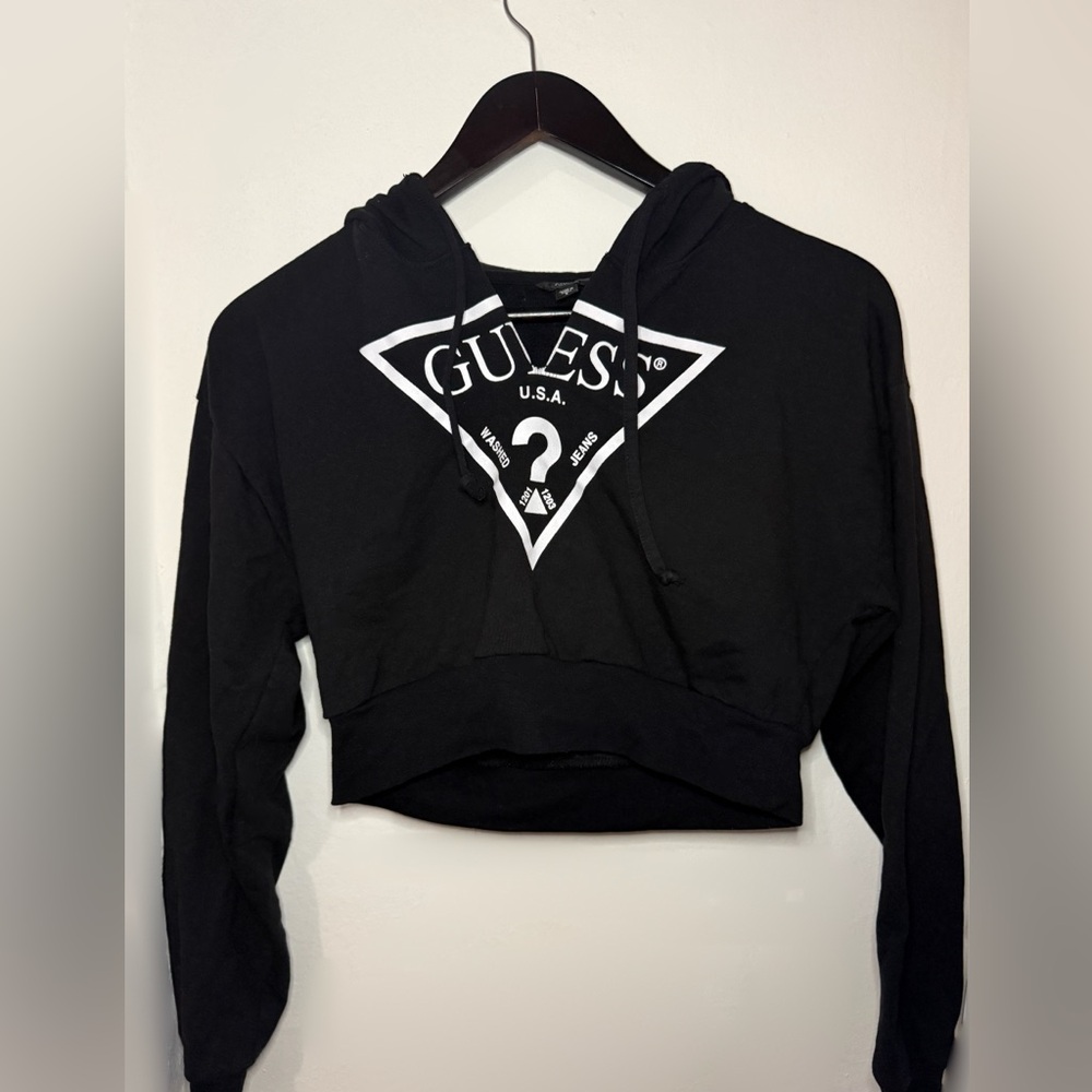 GUESS Cropped Hoodie